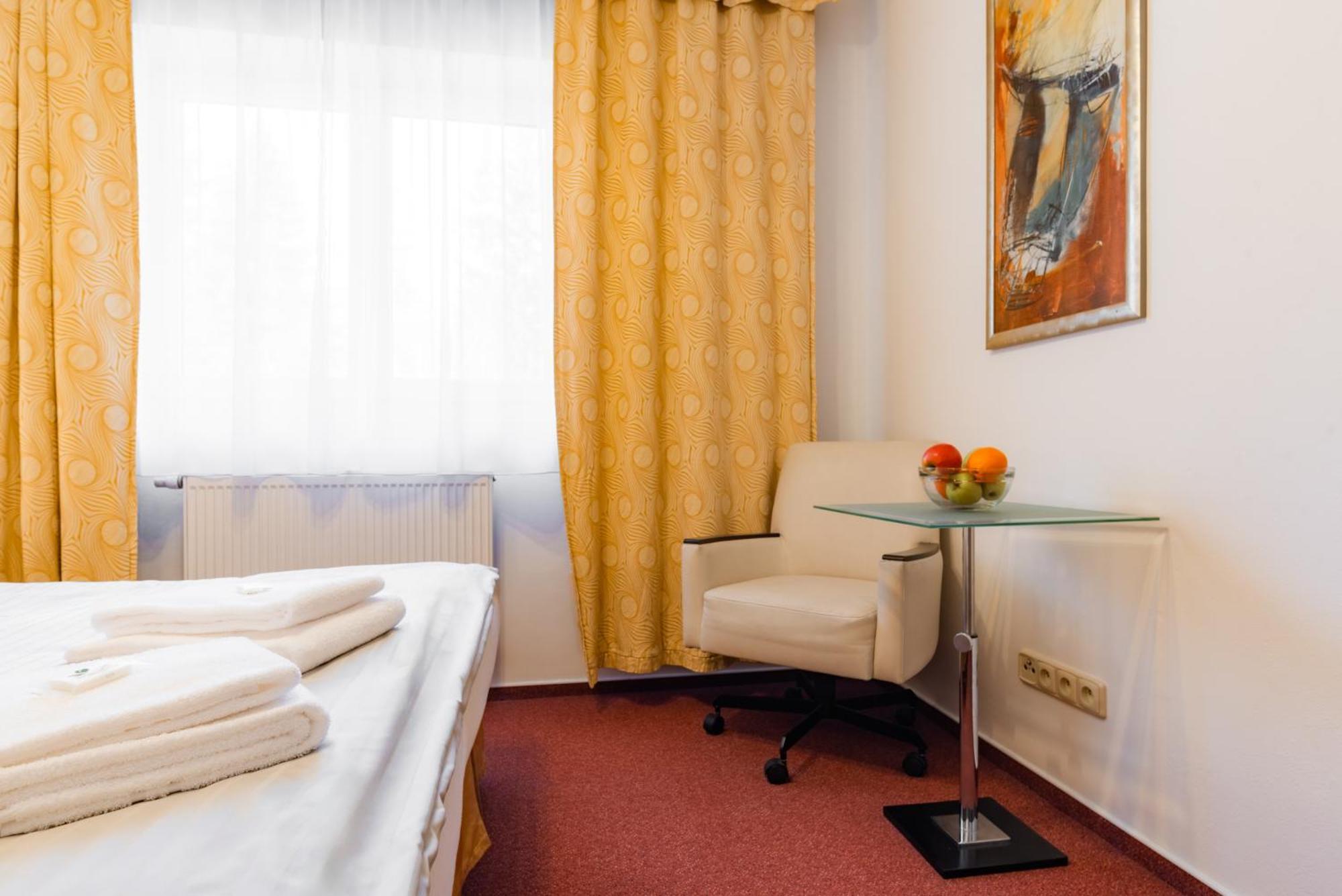 Hotel Schwarz Nove Hamry Luaran gambar