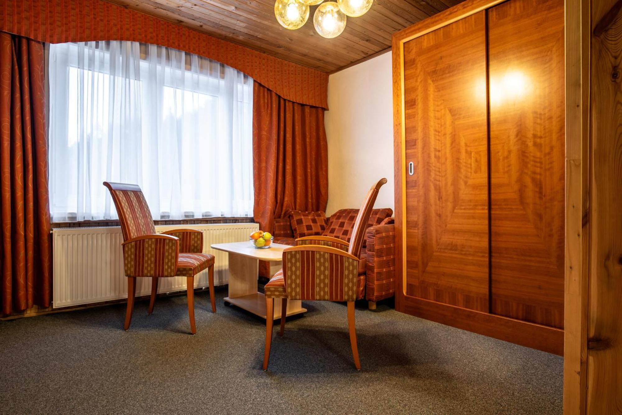 Hotel Schwarz Nove Hamry Luaran gambar